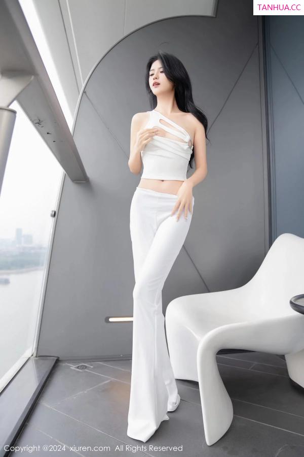 李浅浅  [XiuRen]高清写真图 2024.01.10 No.7937 浅浅Danny 美腿妩媚第48张图片